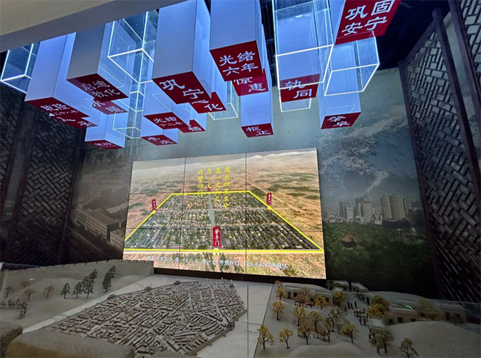 丝路筑城,向新而行 —— 乌鲁木齐城市规划馆全景解读(图3) 乌鲁木齐城市规划馆 (3).jpg